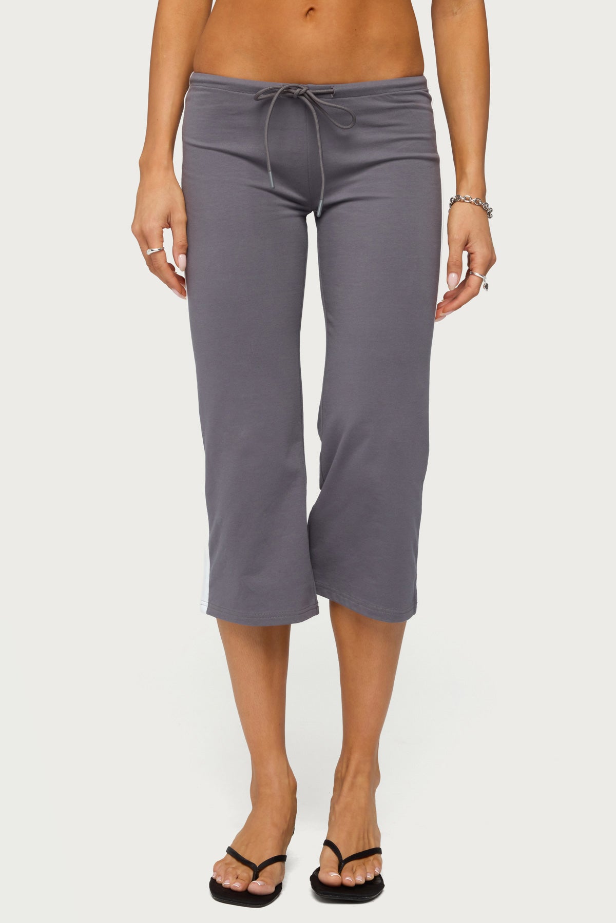 Milene Contrast French Terry Capri Pants - CHARCOAL