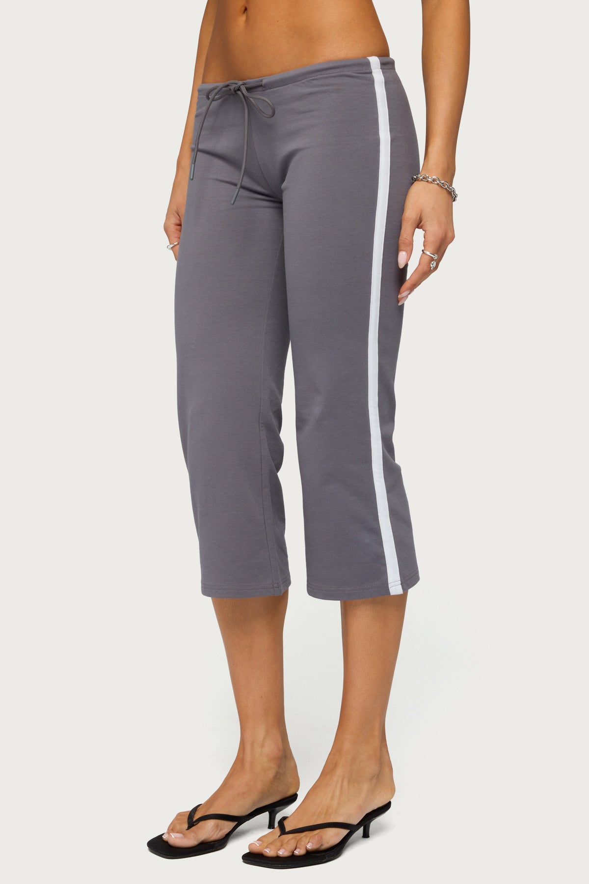 Milene Contrast French Terry Capri Pants - CHARCOAL