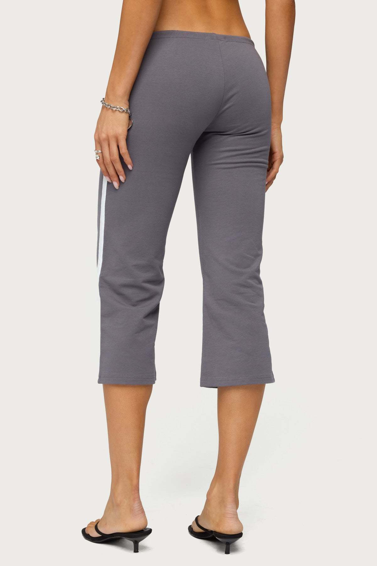 Milene Contrast French Terry Capri Pants - CHARCOAL