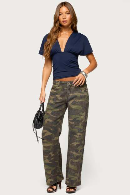 Flutter Plunging V Neck Top - NAVY