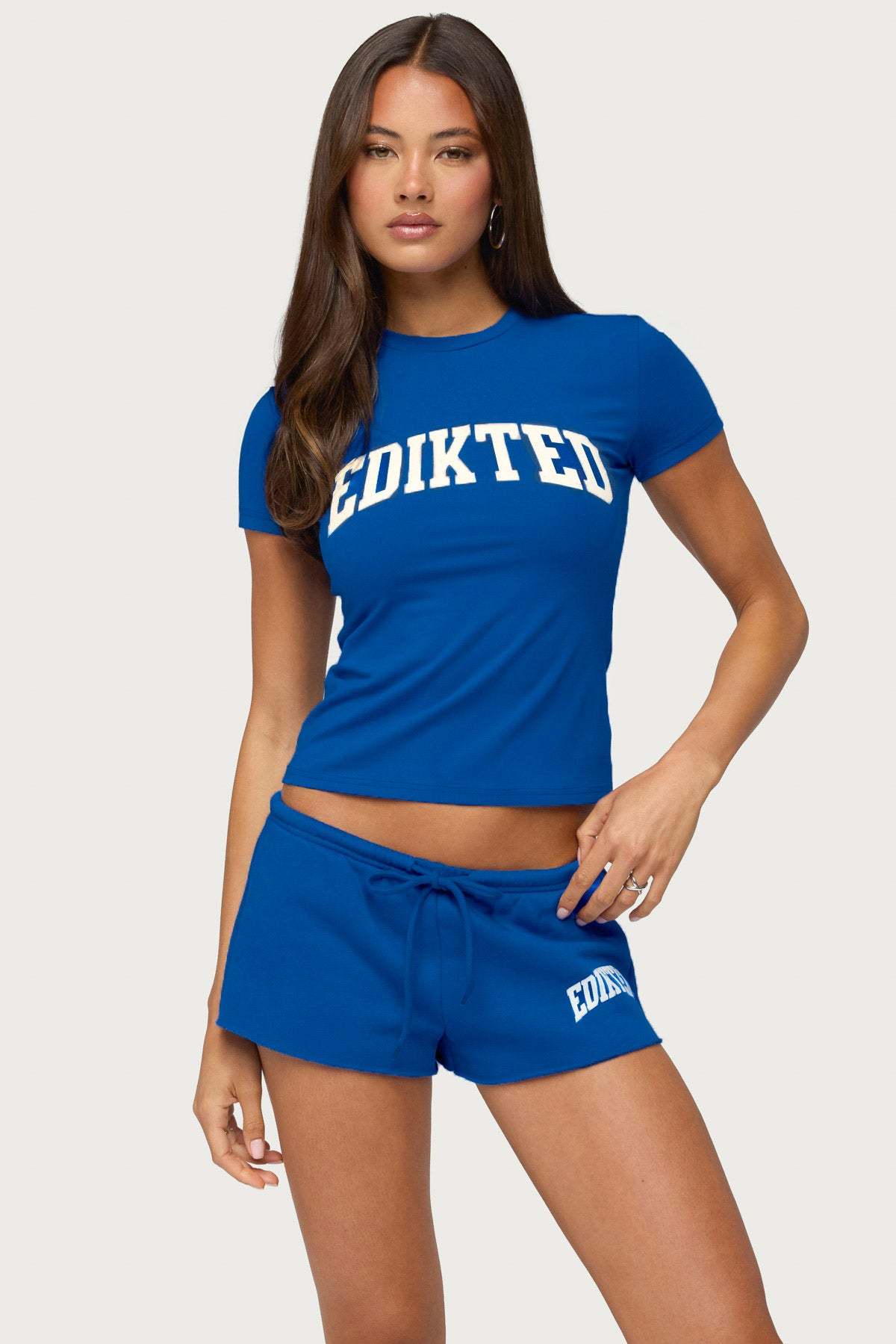 Sporty Babe Edikted T Shirt - BLUE