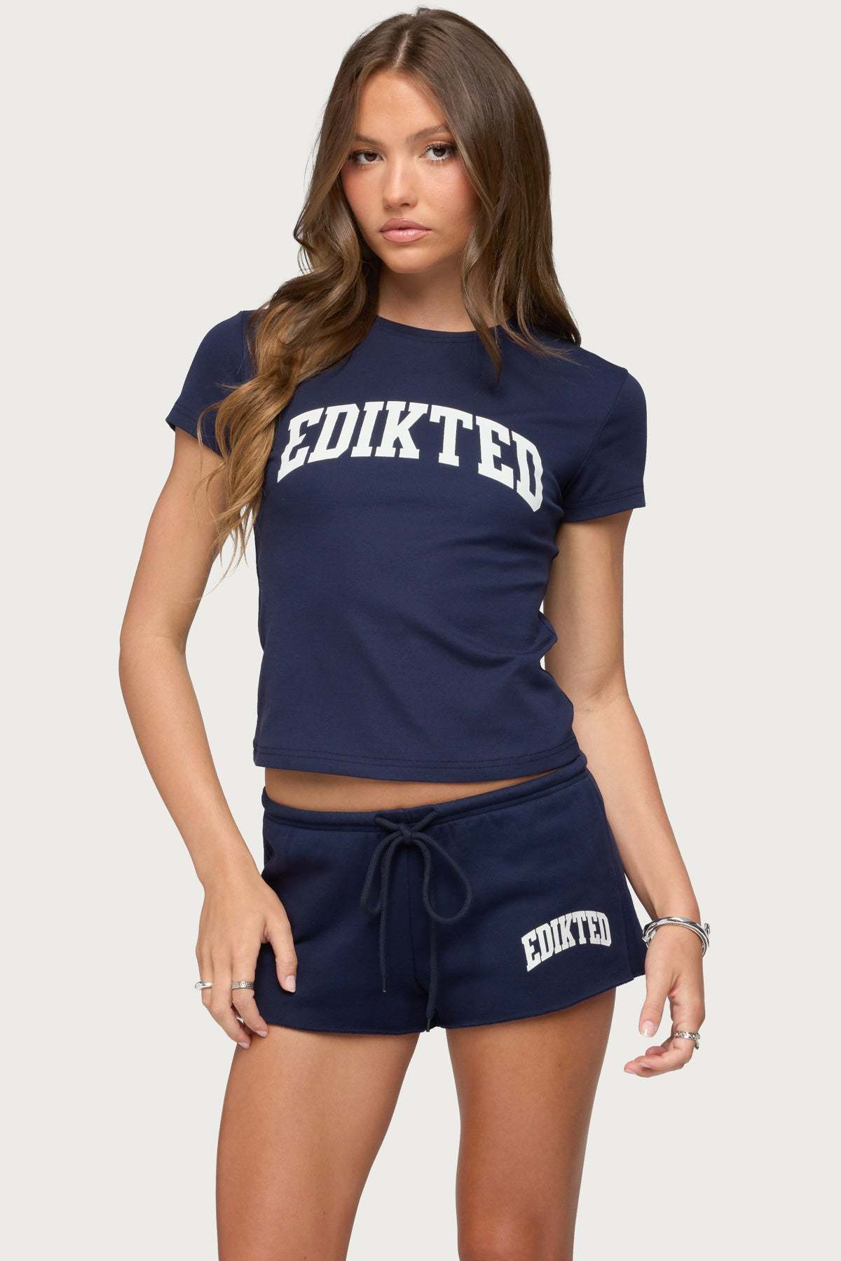 Sporty Babe Edikted T Shirt - NAVY