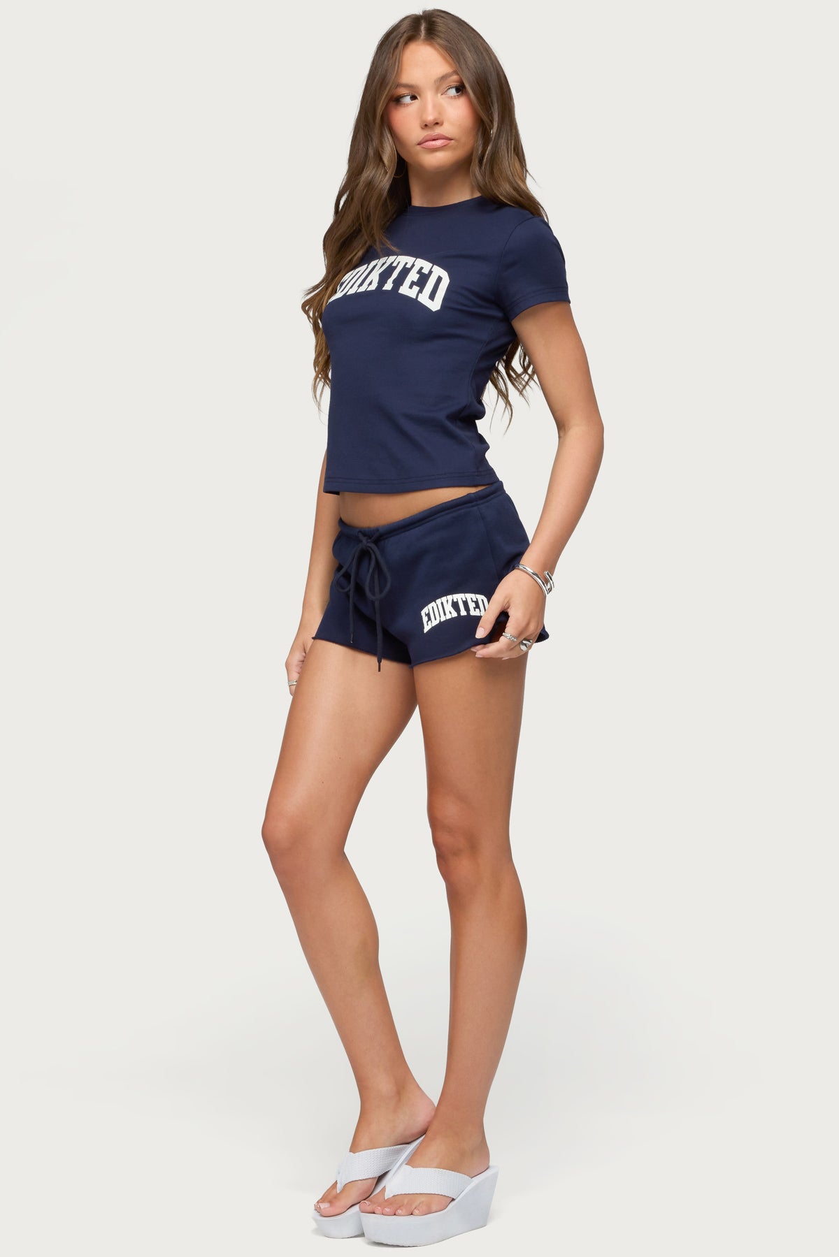 Sporty Babe Edikted T Shirt - NAVY