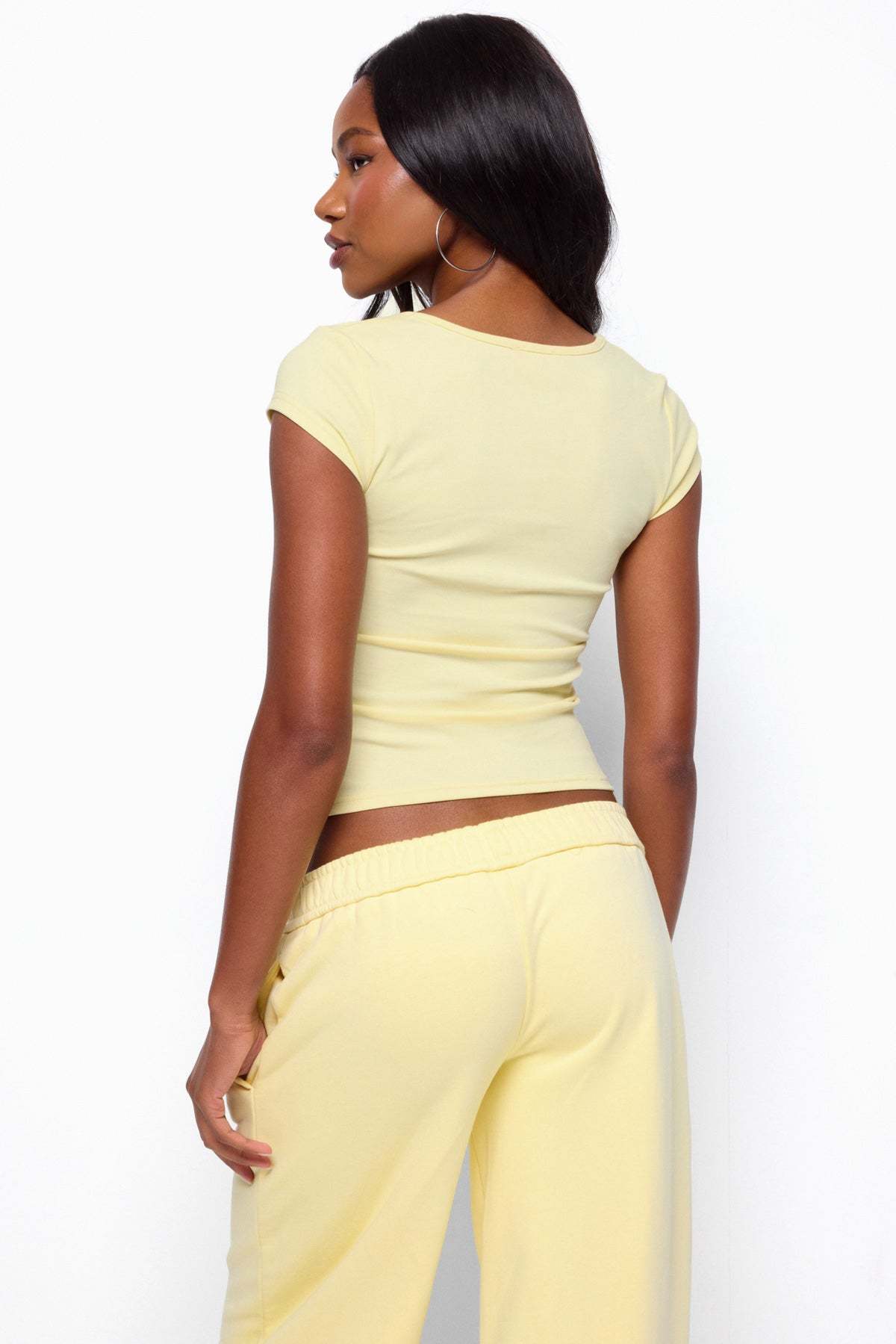 Chari Ribbed Scoop Neck T Shirt - YELLOW