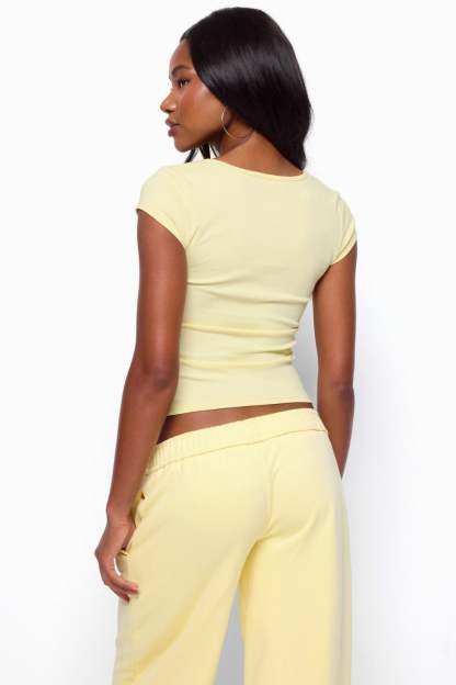 Chari Ribbed Scoop Neck T Shirt - YELLOW