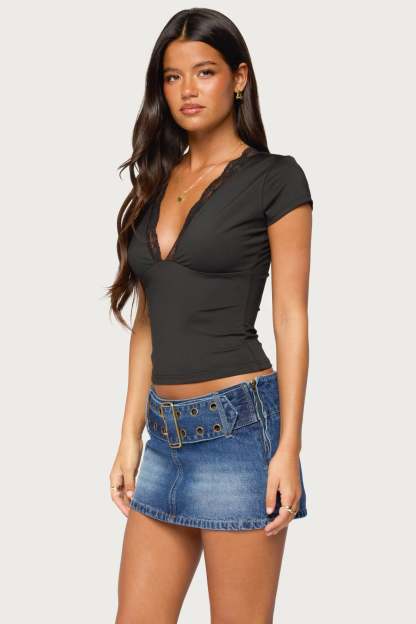 Hanni Lacey V Neck Top - BLACK