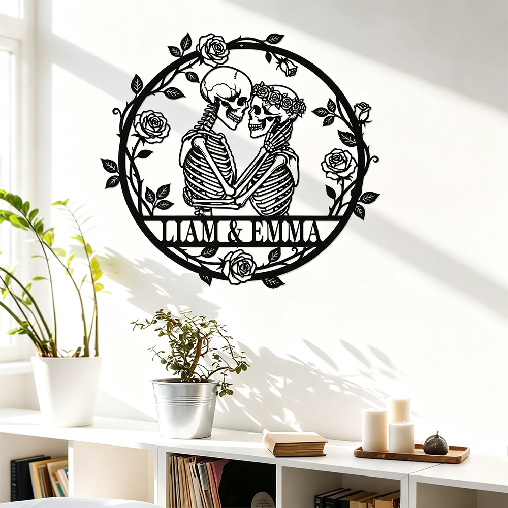 Personalized Skeleton Couple Metal Wall Art – Custom Name Gothic Wedding Sign, Halloween Home Decor & Unique Anniversary Gift
