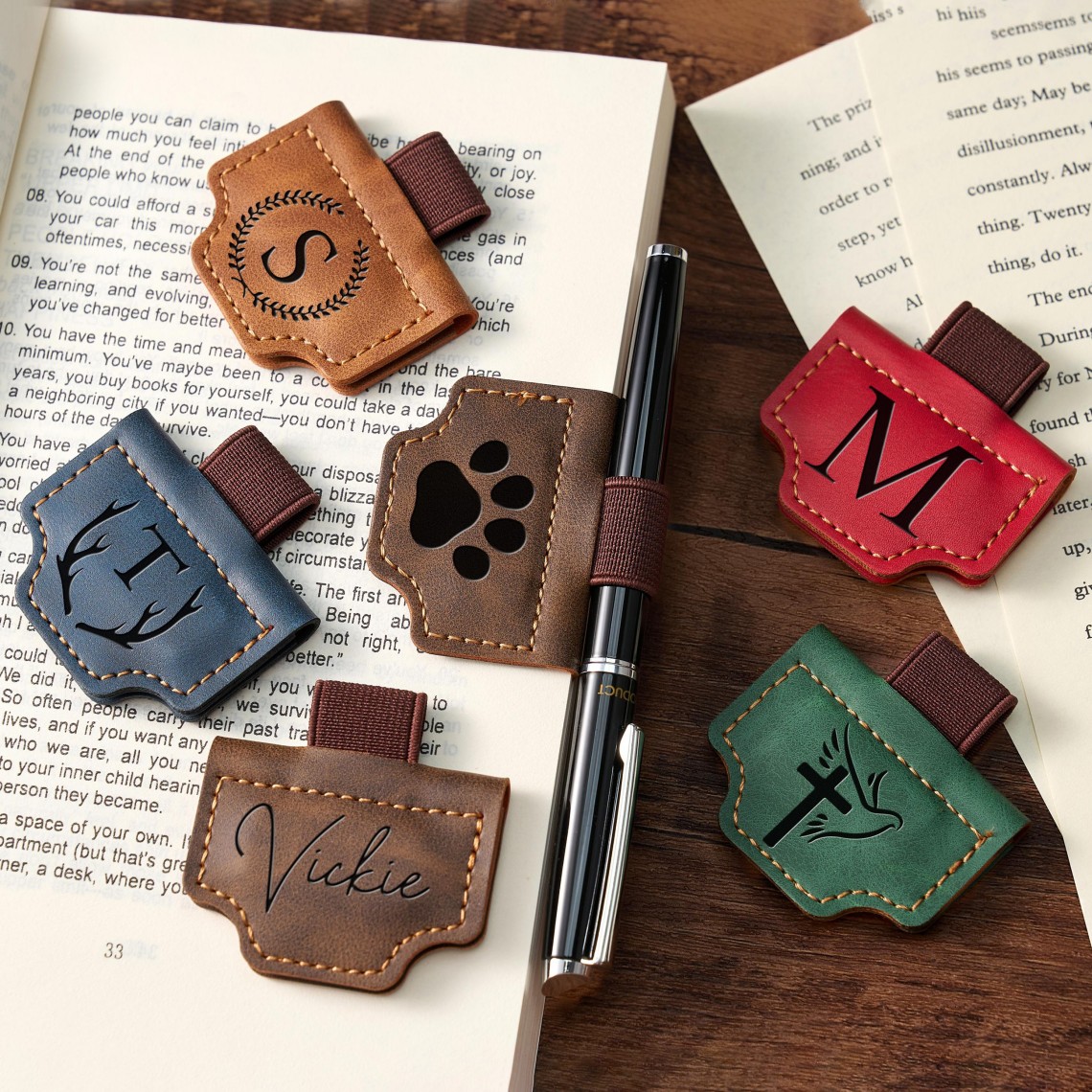 [Copy]Personalized Magnetic Leather Bookmark with Pen Holder, Custom Name Engraved Gift for Book Lovers, Readers & Writers