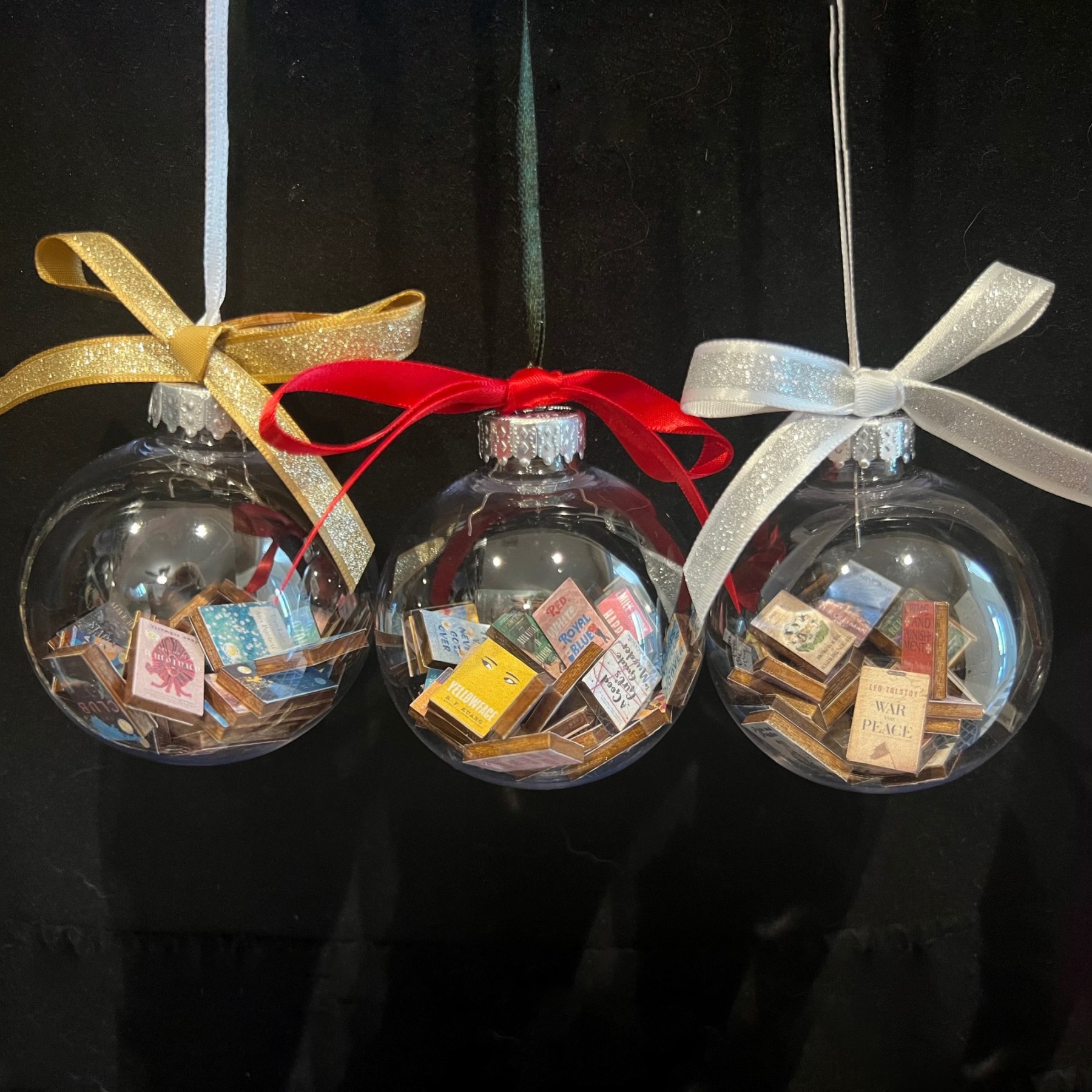 Personalized Year of Books Christmas Ornament, Custom Book Lover Keepsake