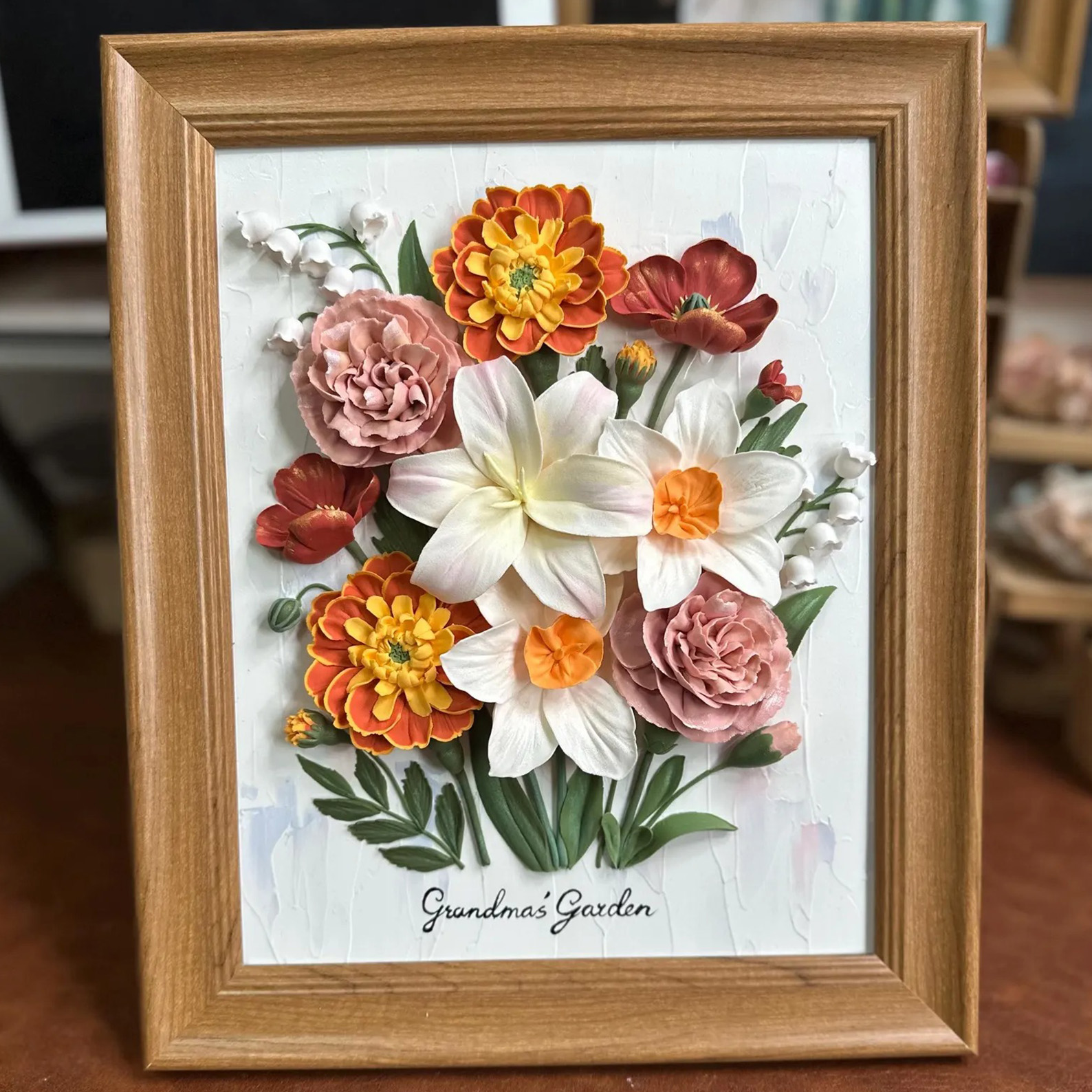 Personalized Family Flower Bouquet Decor, Handcrafted 3D Clay Birth Month Art, Custom Framed Wall Hanging for Home & Office