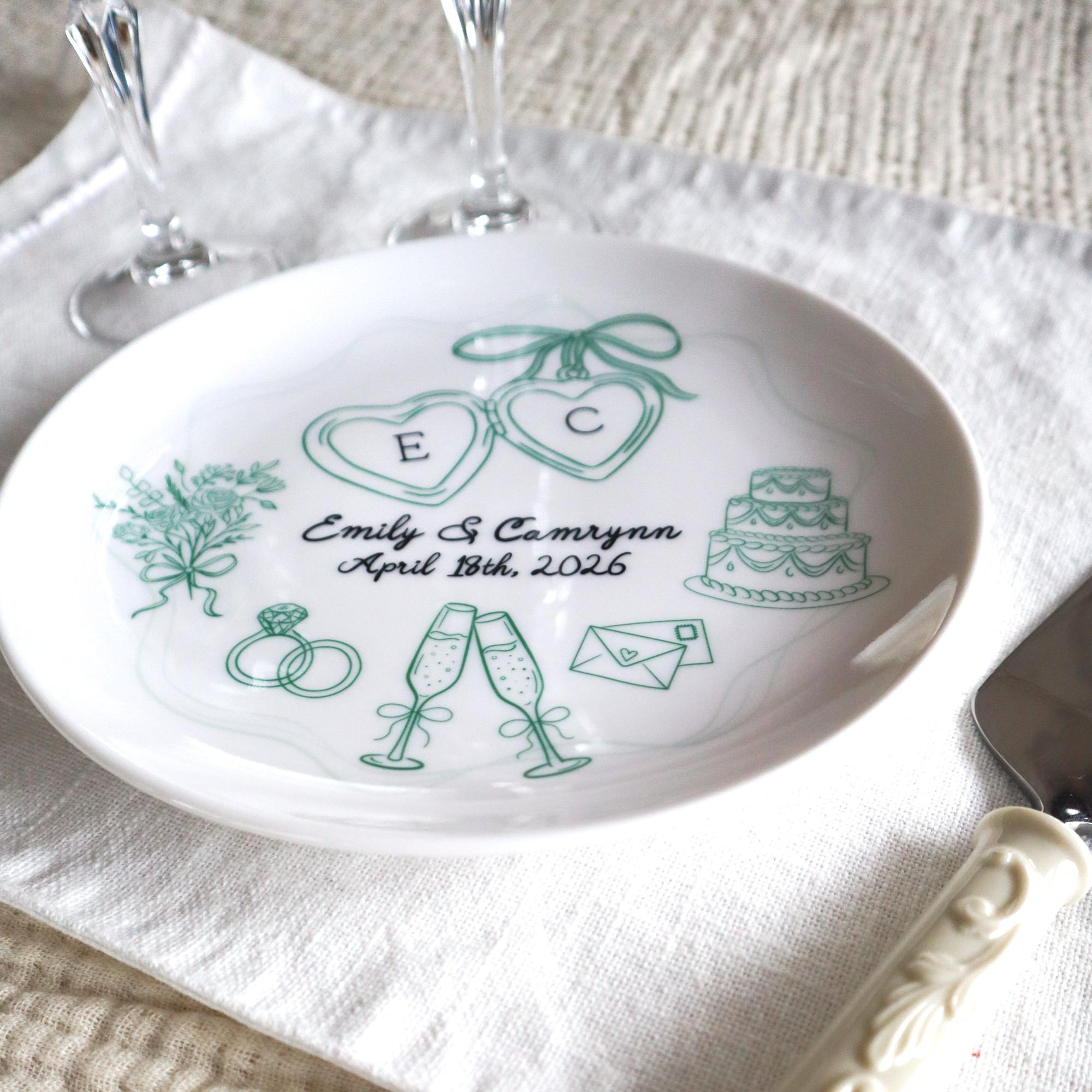 Custom Hand-Drawn Wedding Plate, Personalized Ceramic Keepsake with Initials & Date, Elegant Gold Line Art Anniversary Gift, Unique Engagement or Housewarming Decor