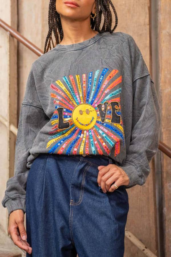 Exquisite Smiley Face Embroidered Crew Neck Sweatshirt