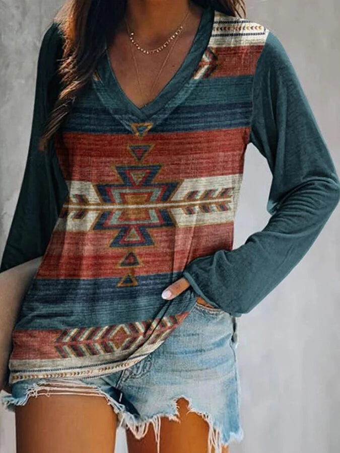 Women's Vintage Aztec Pattern Casual Long-Sleeved T-Shirt.