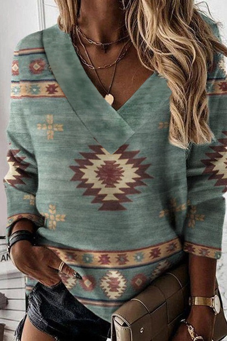 Western Ethnic Print V-Neck Casual T-Shirt