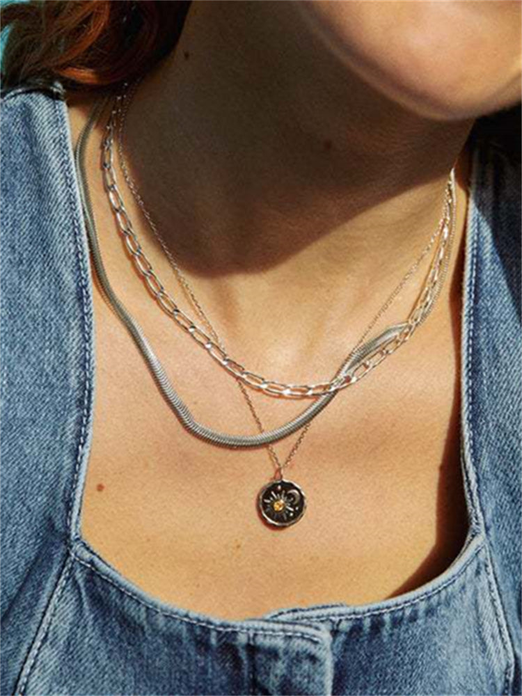 Wisherryy Sun & Moon Carved Mistery Necklace
