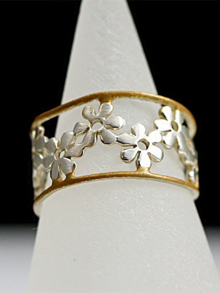 Wisherryy Floral Hollow Carving Adjustable Ring