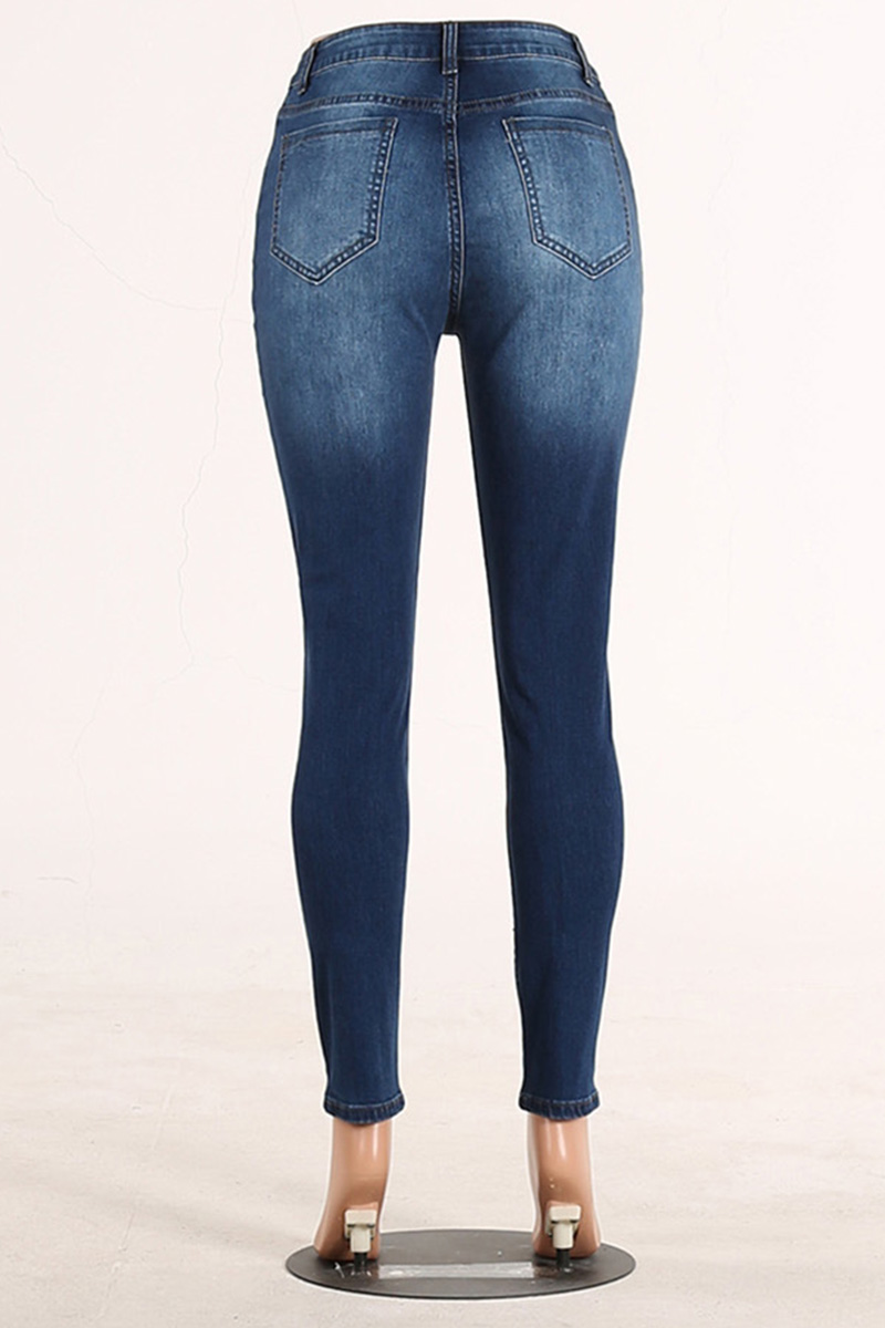 Women’s Distressed Push-Up Denim Pants