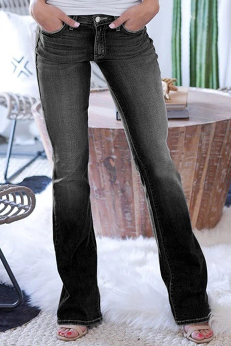 Women’s Loose Fit Flared Jeans