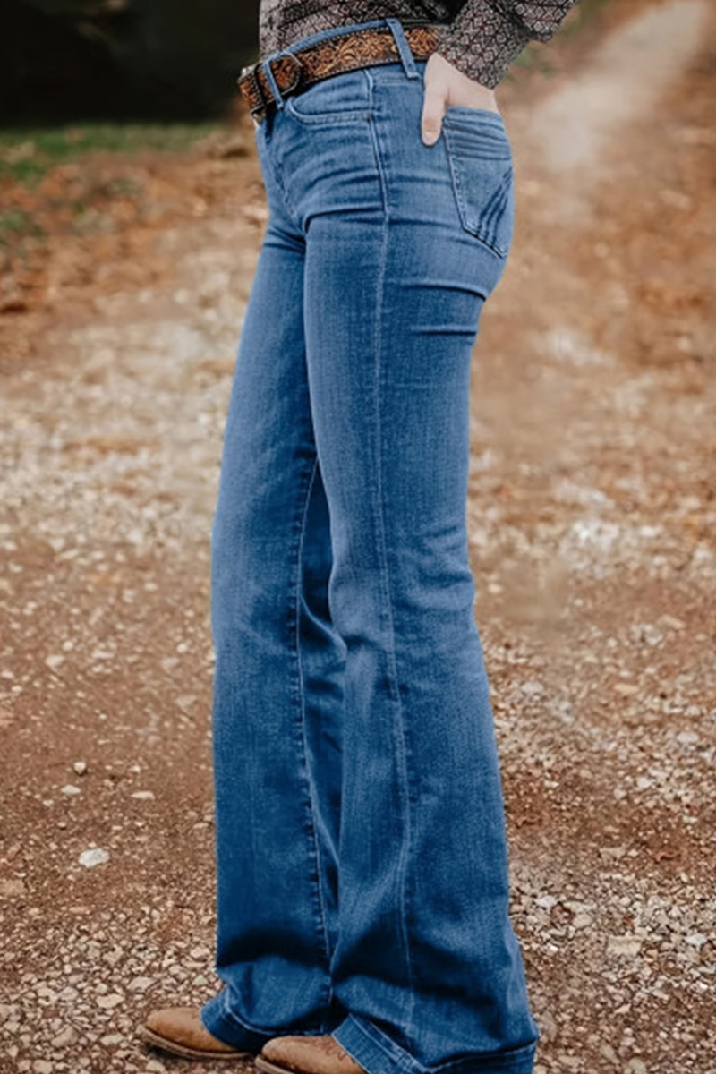 Women’s Stretch Embroidered Flare Jeans
