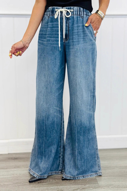 Stylish Ladies' Soft Stretch Wide-Leg Jeans