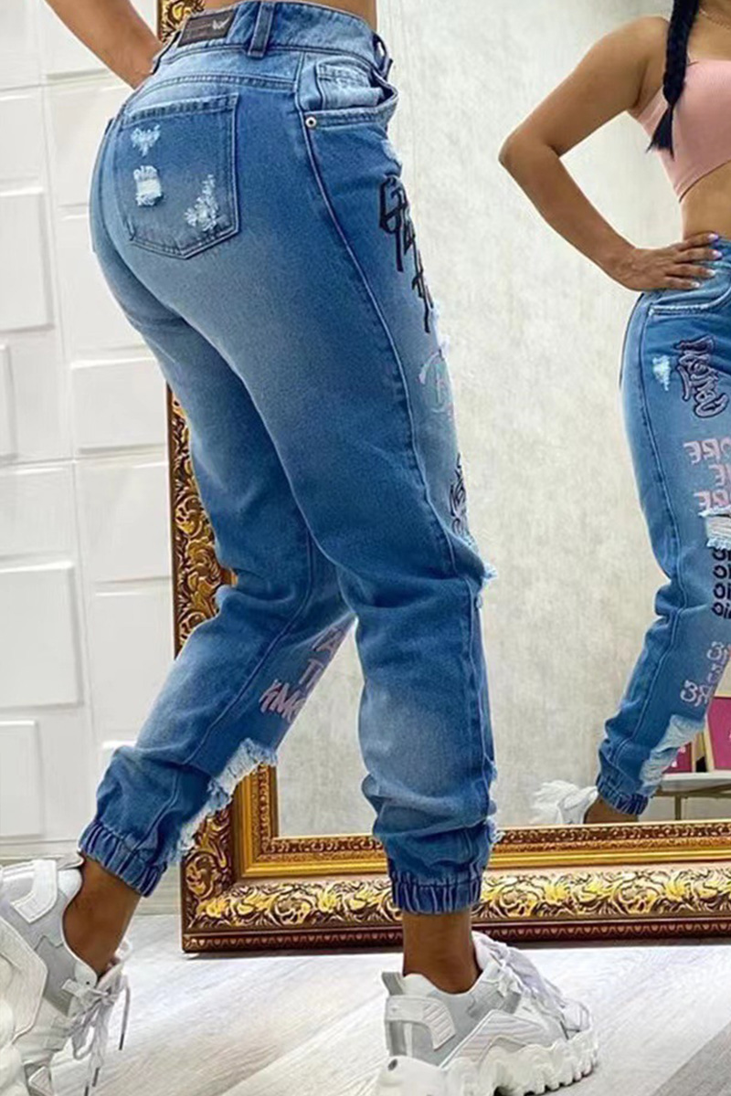 Distressed Skinny Jeans With Embroidered Lettering