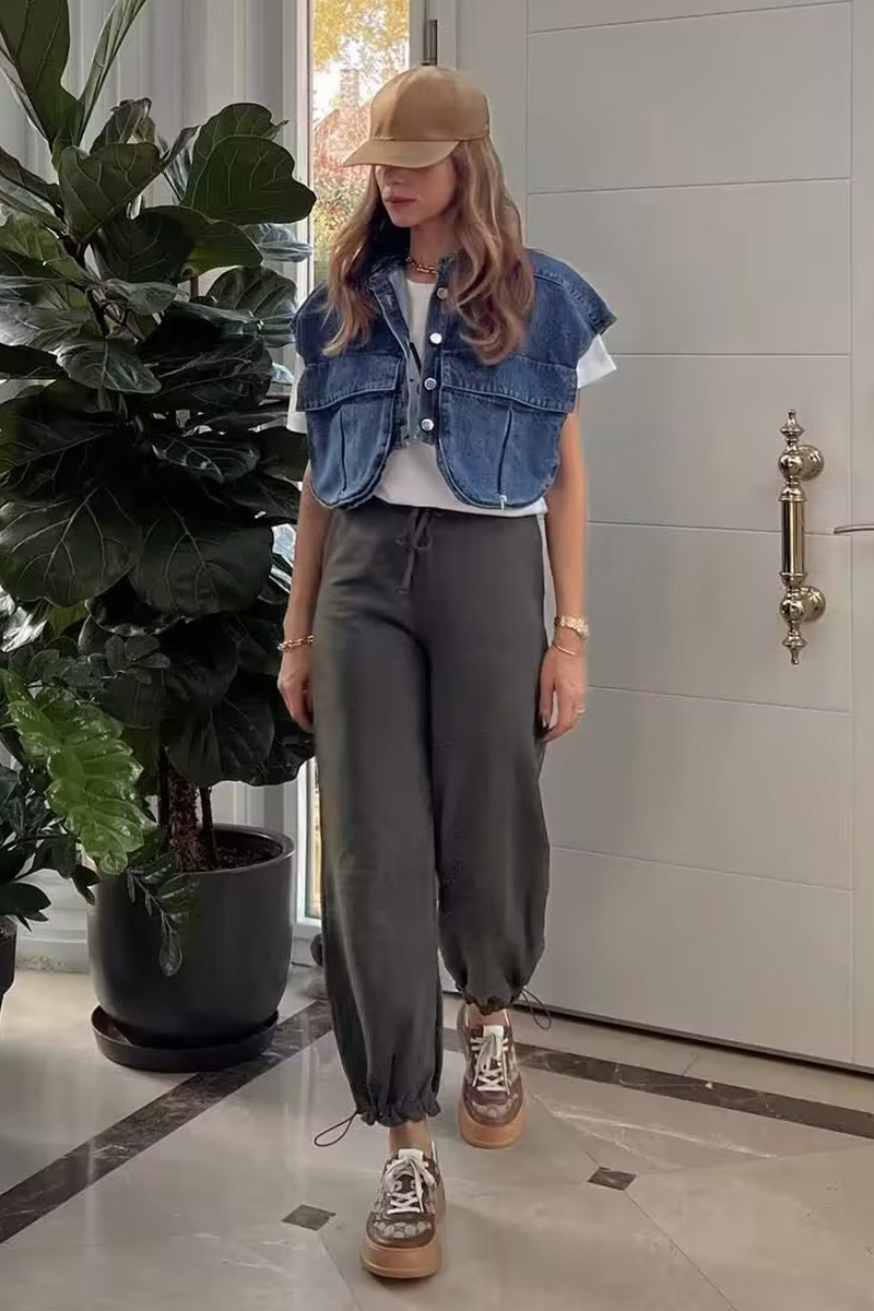 Women Casual Cropped Denim Vest With Pockets