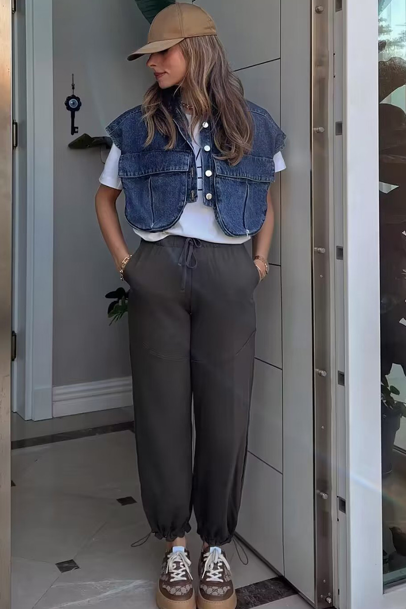 Women Casual Cropped Denim Vest With Pockets