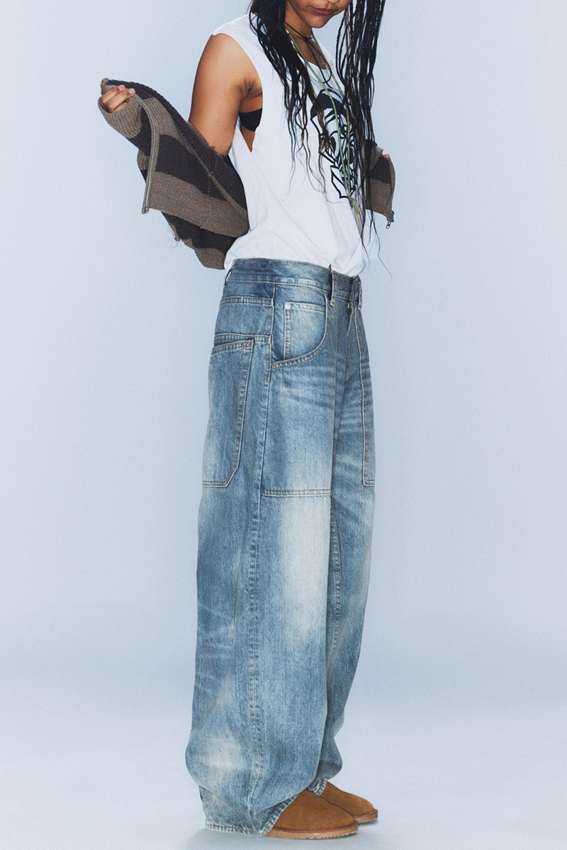 Women's Distressed Washed Baggy Jeans With Curved Hem