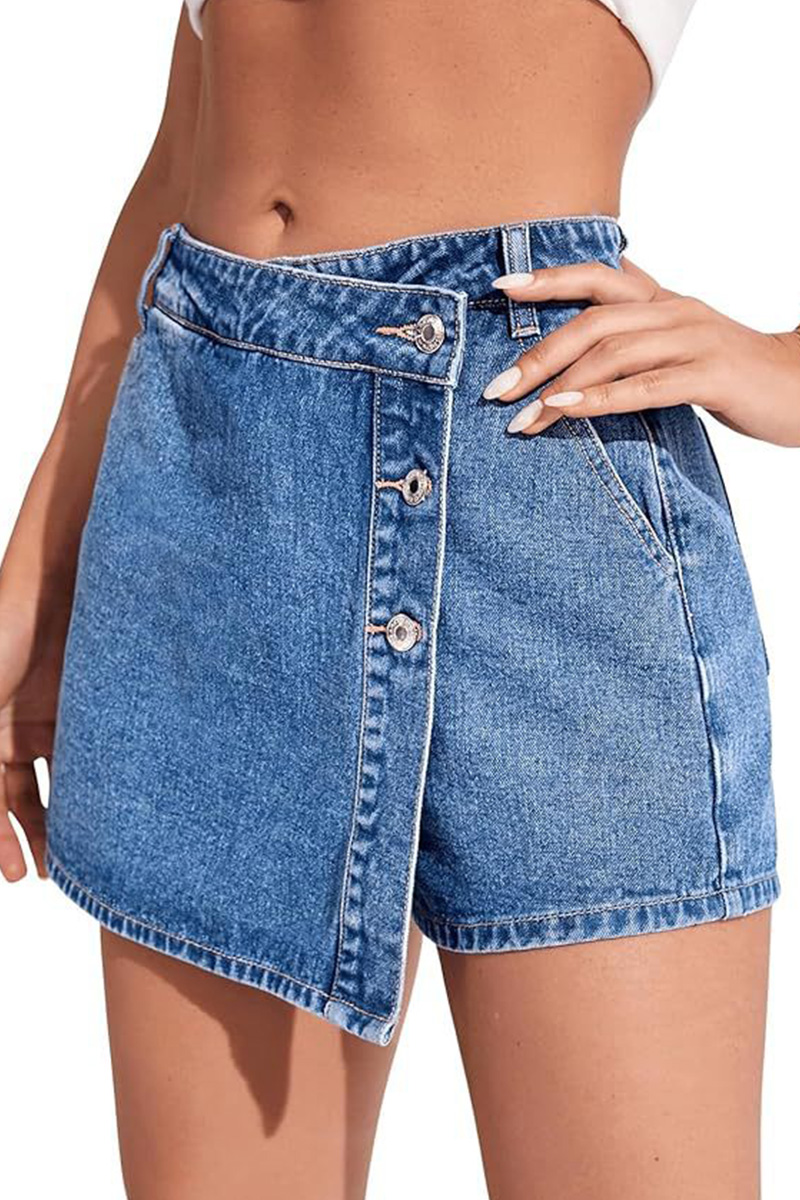 Women‘s High-Slit Clean Denim Skort
