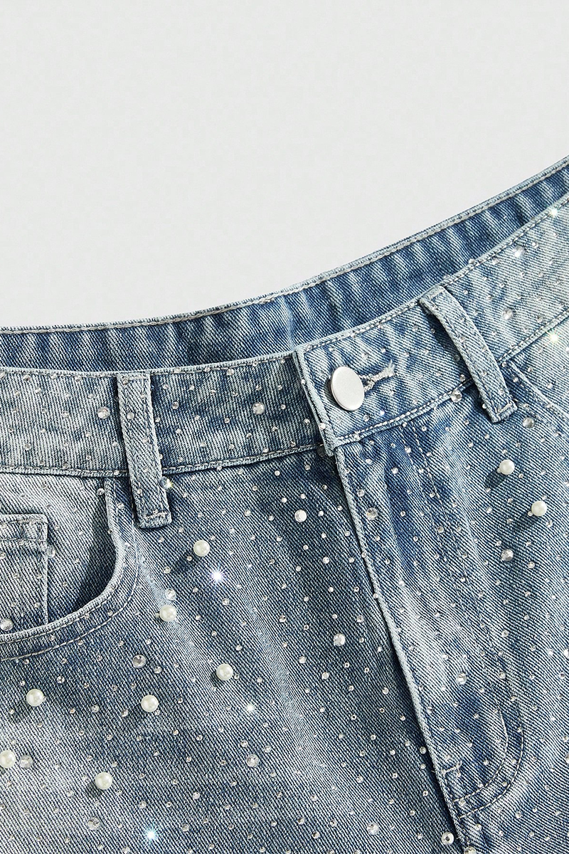 Unisex Street Life Spring/Summer Casual Pearl & Diamond Embellished Loose Denim Shorts