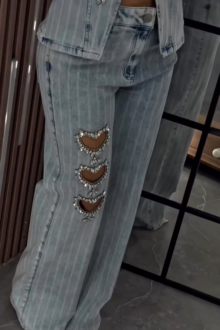 Women's Heart Rhinestone Vintage Washed Stripe Jeans