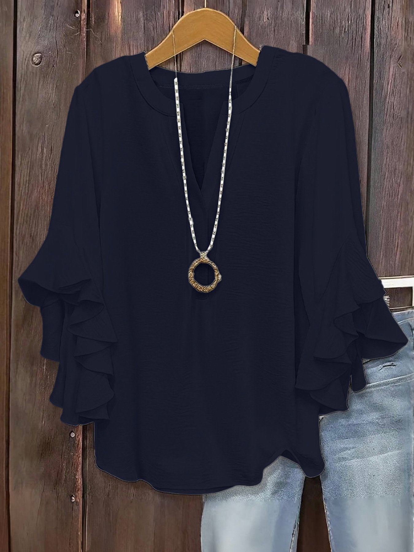🍃 Plus Size Women's Floral V-Neck Blouse Flowy Ruffled Sleeve Top for Arm & Tummy Flattering Lightweight Casual Summer Shirt ☀️