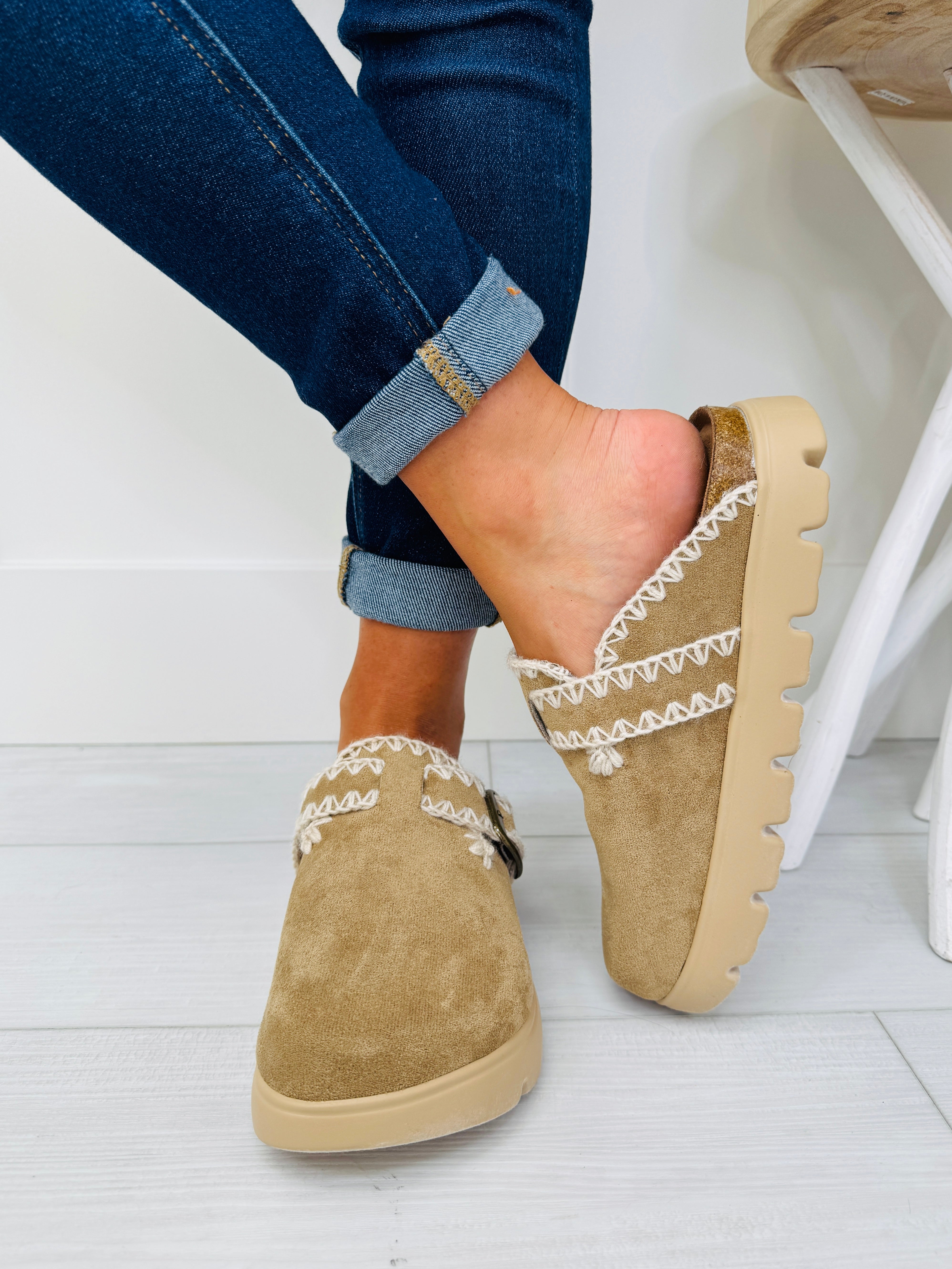 Women's Multiple Colors Suede-Look Clogs - product view 3