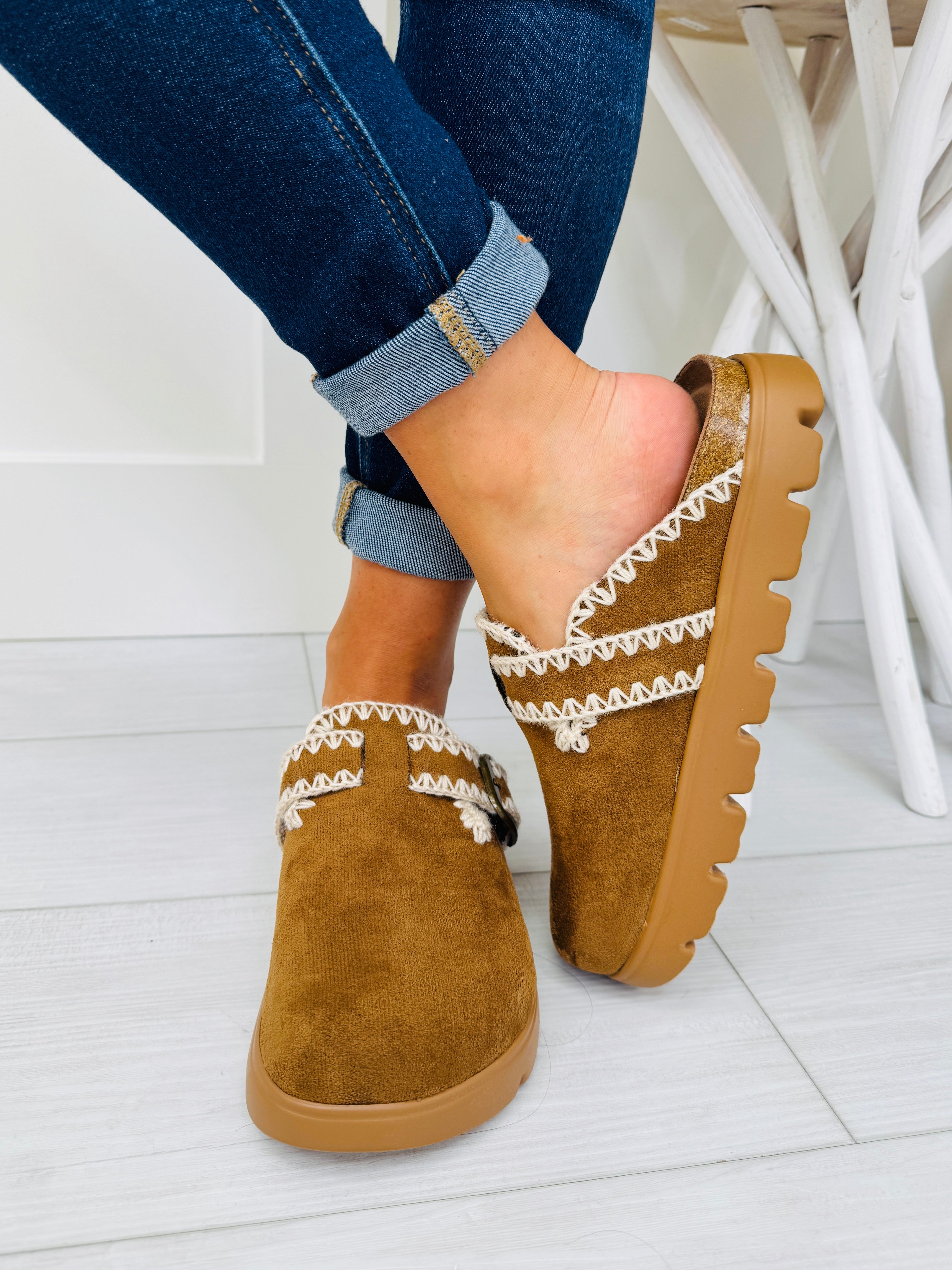 Women's Multiple Colors Suede-Look Clogs - product view 9