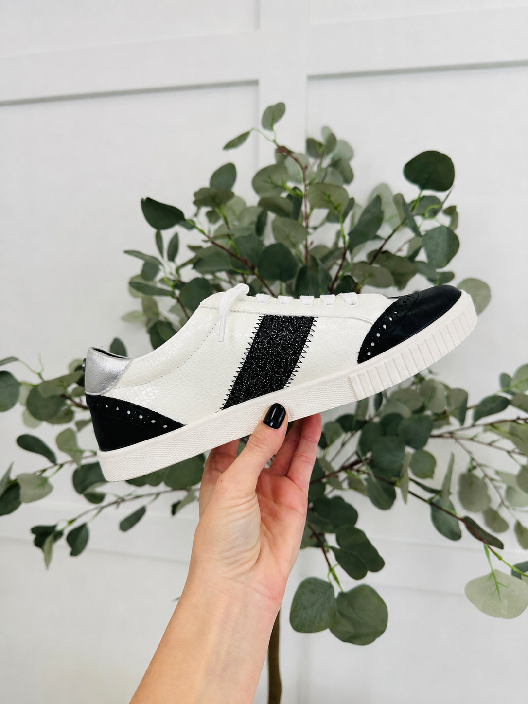Women's Black Sneakers - product view 1