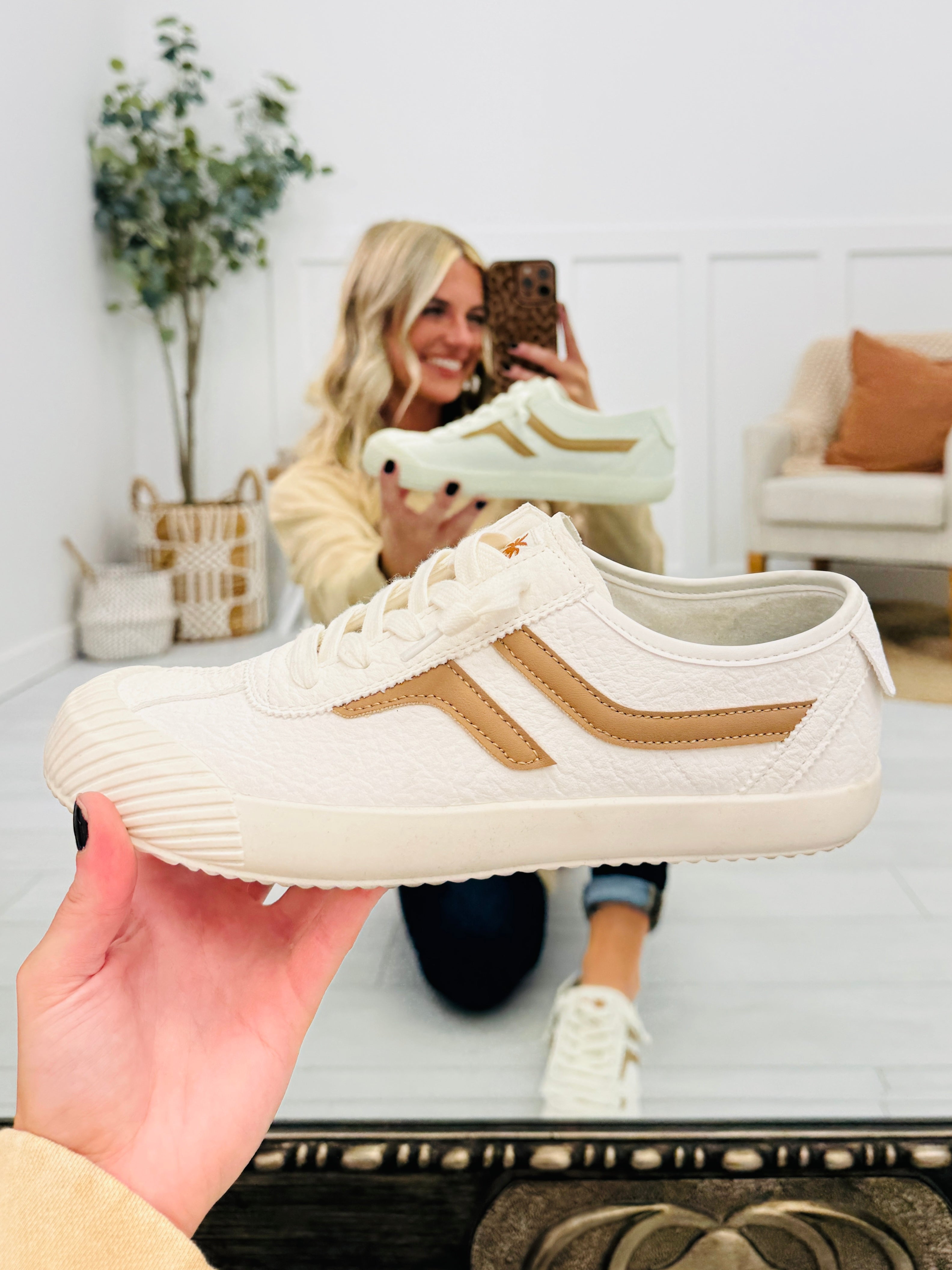 Women's Cushioned Sneakers - product view 5