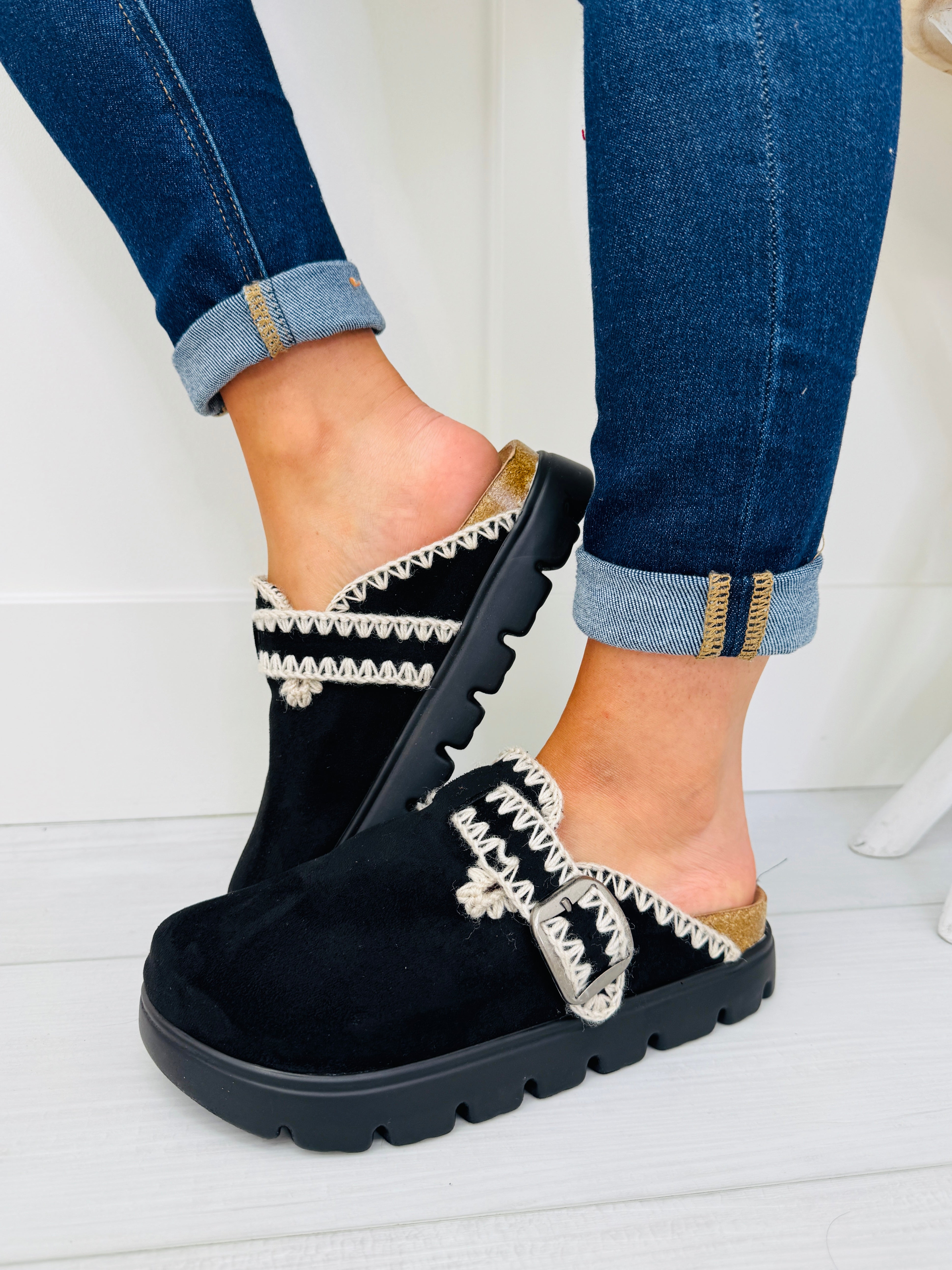 Women's Multiple Colors Suede-Look Clogs - product view 7