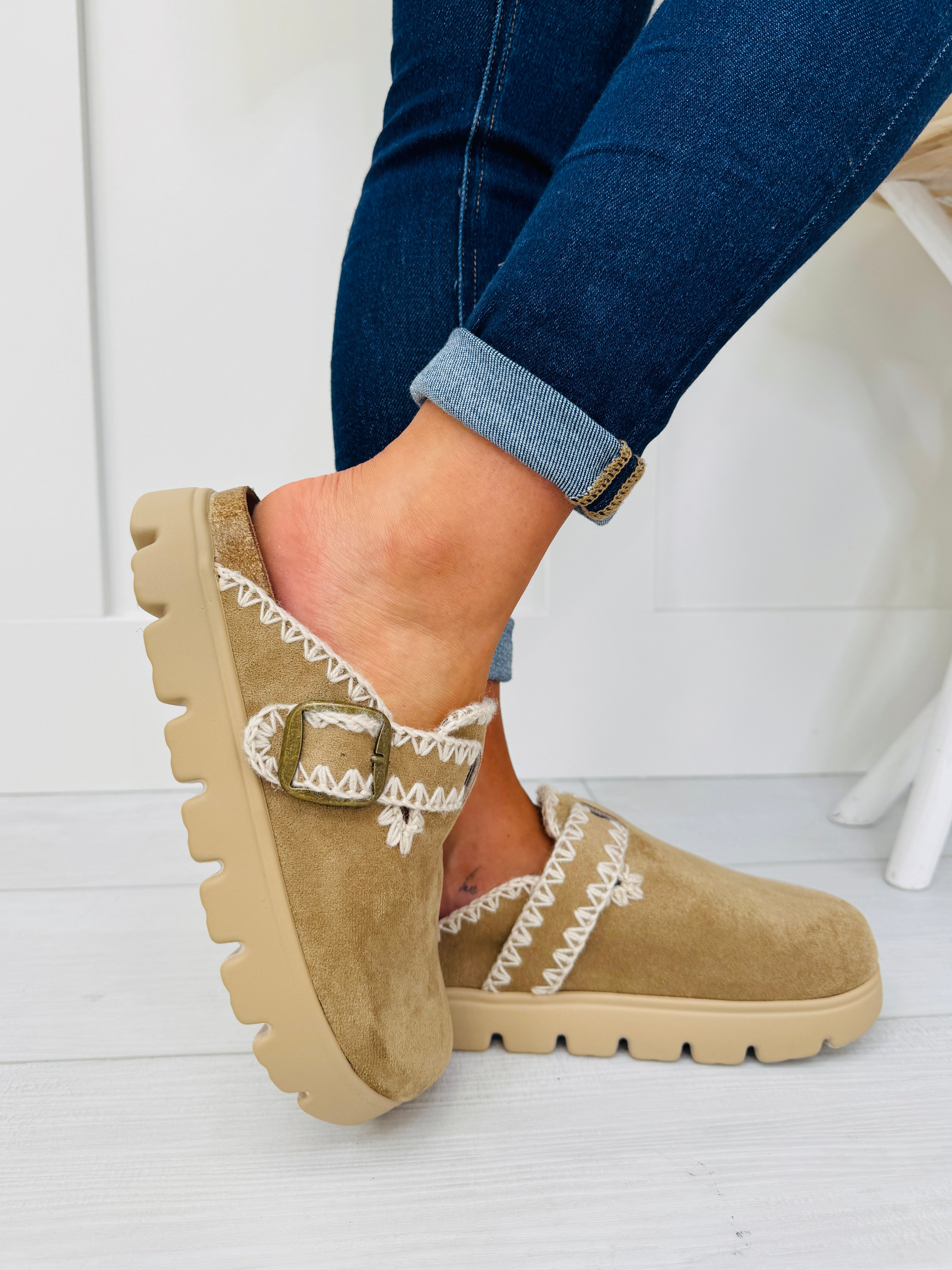 Women's Multiple Colors Suede-Look Clogs - product view 2