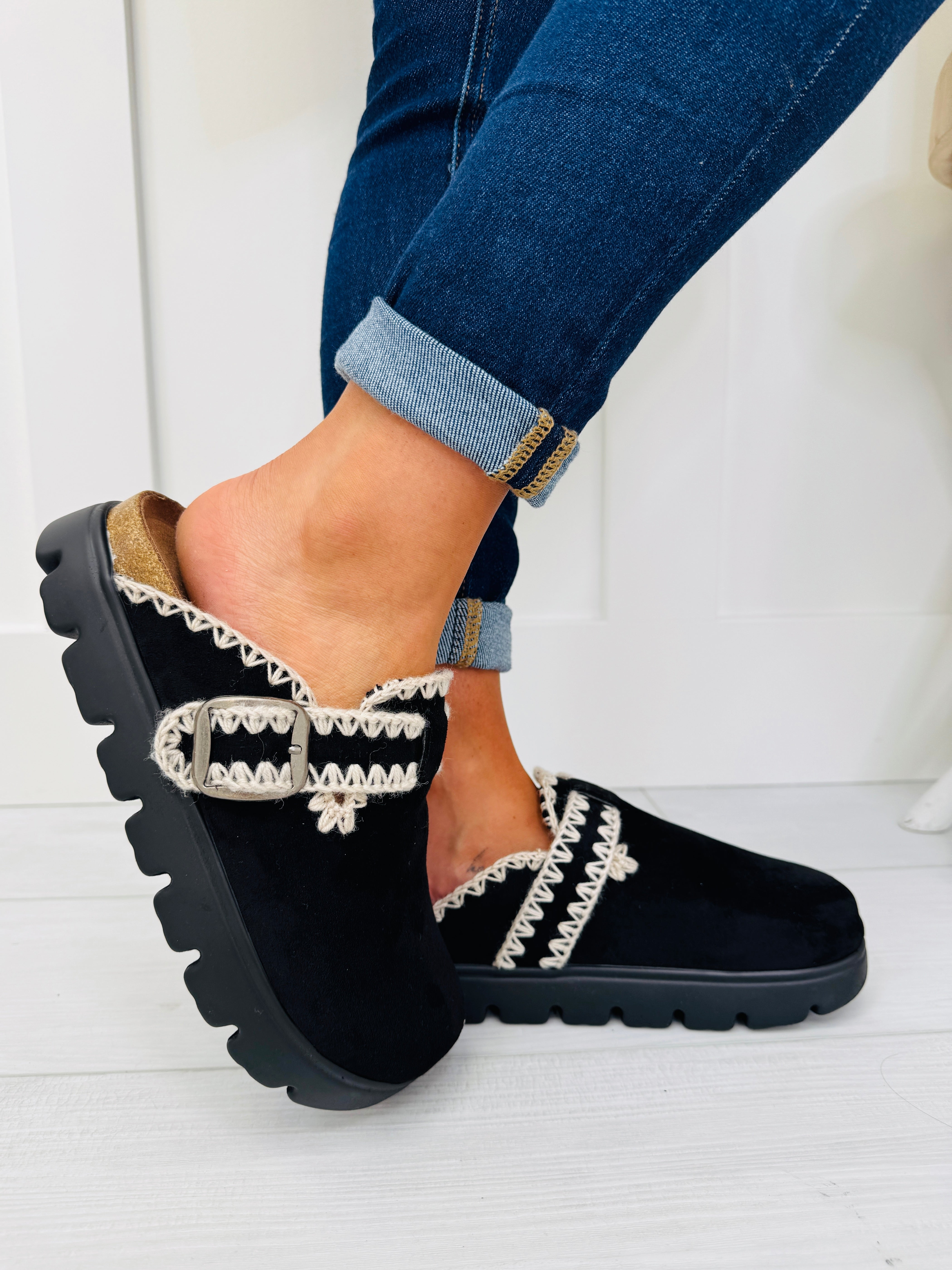 Women's Multiple Colors Suede-Look Clogs - product view 5