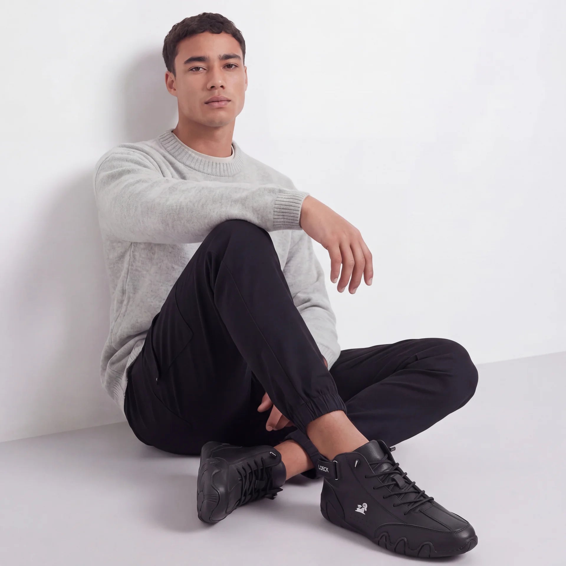 LuviaLDeck - Waterproof and breathable orthopedic shoes
