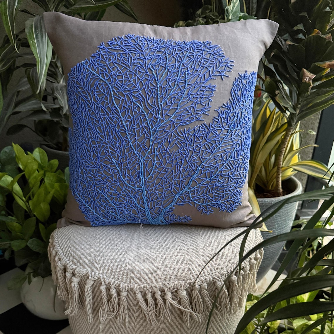 Seaweed Motif throw pillow cover, product view 4