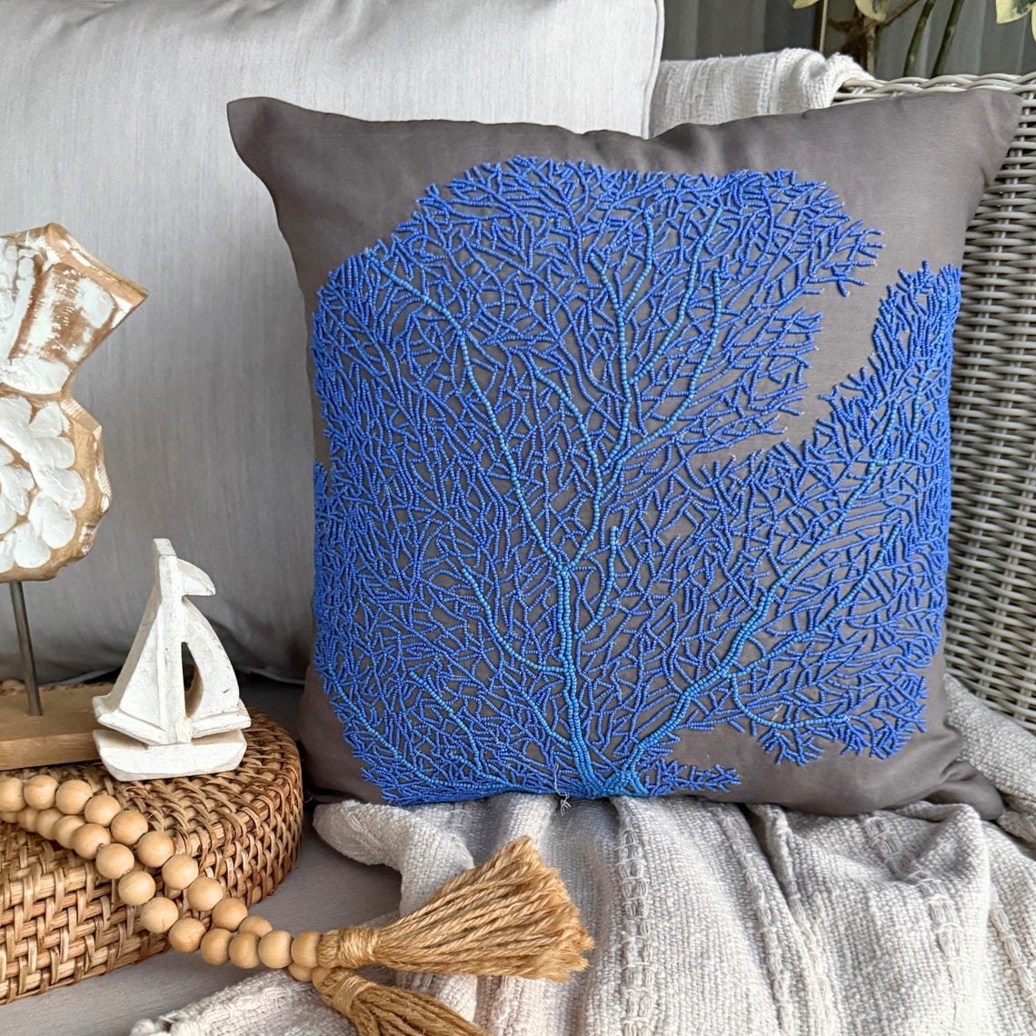 Seaweed Motif throw pillow cover, product view 1