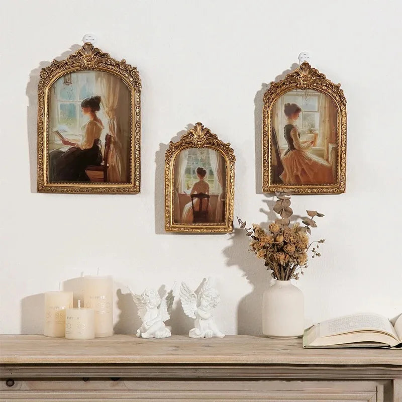 Intricate Resin Photo Frame Decor product detail view 2