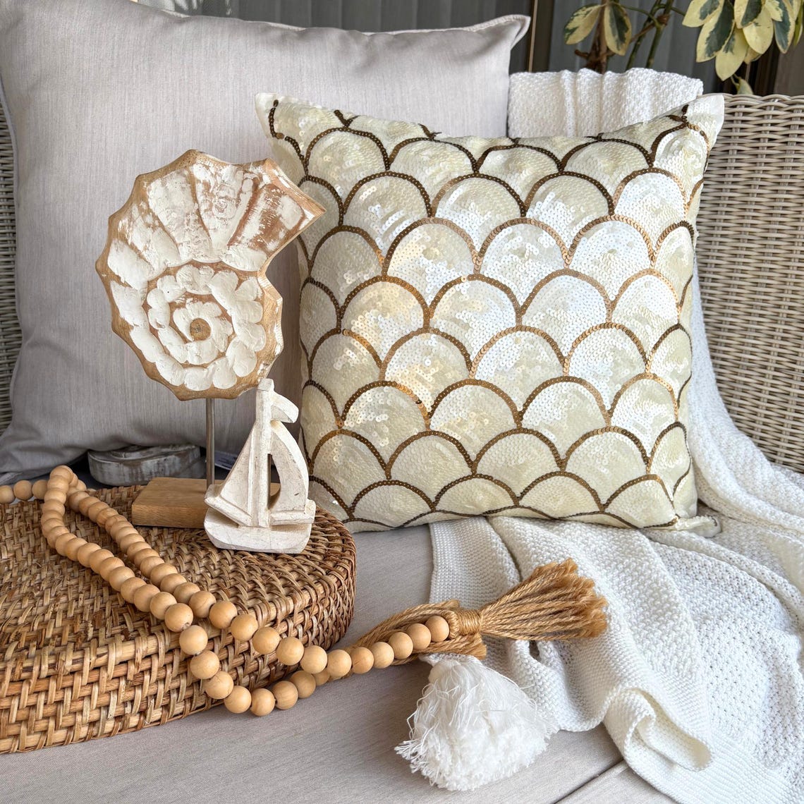 Mermaid Illustration throw pillow cover, product view 2