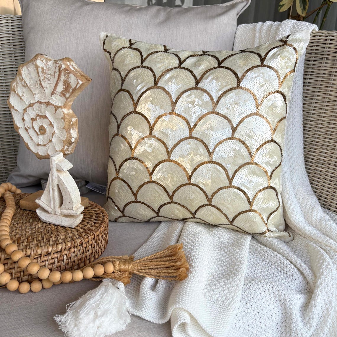 Mermaid Illustration throw pillow cover, product view 3