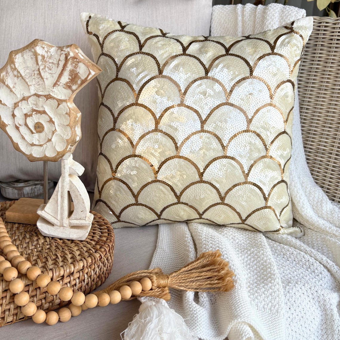 Mermaid Illustration throw pillow cover, product view 1