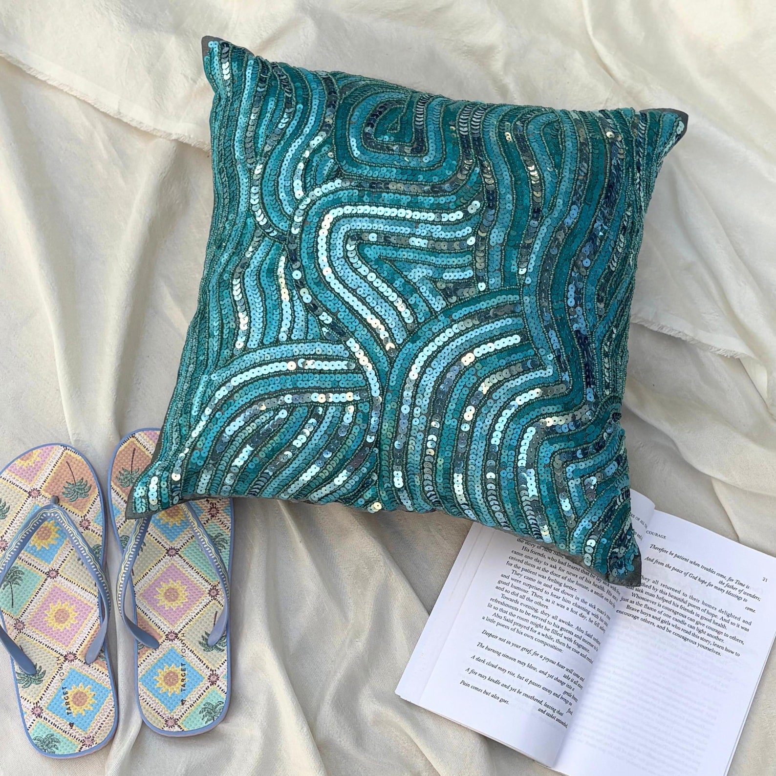 Interlocking Pattern throw pillow cover, product view 5