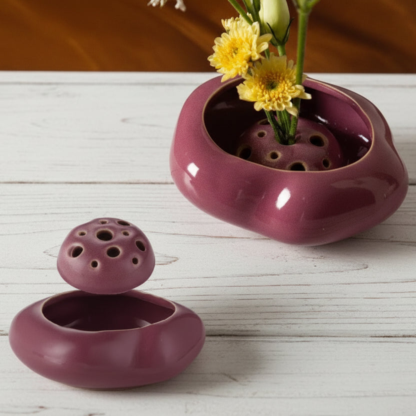 Lotus Ceramic Seedpod Planter Set product detail view 2