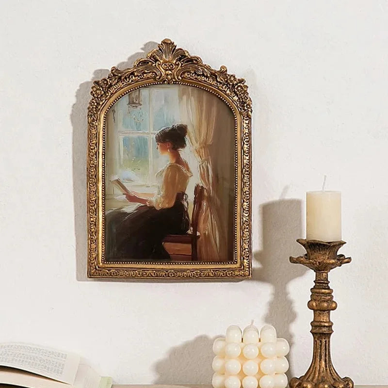 Intricate Resin Photo Frame Decor product detail view 3
