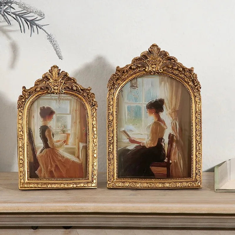 Intricate Resin Photo Frame Decor product view